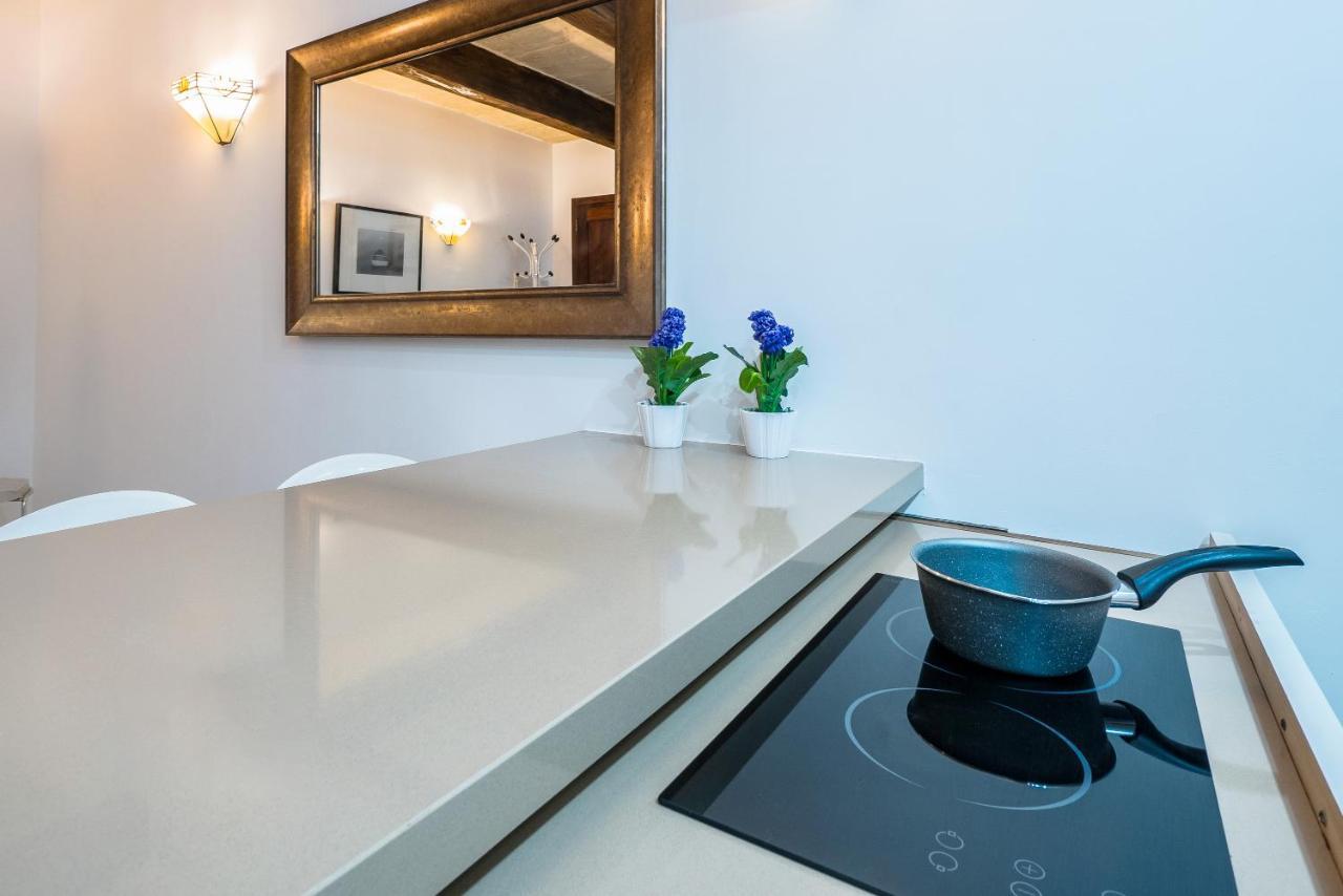 Valletta Main Street Apartment Deluxe Екстер'єр фото