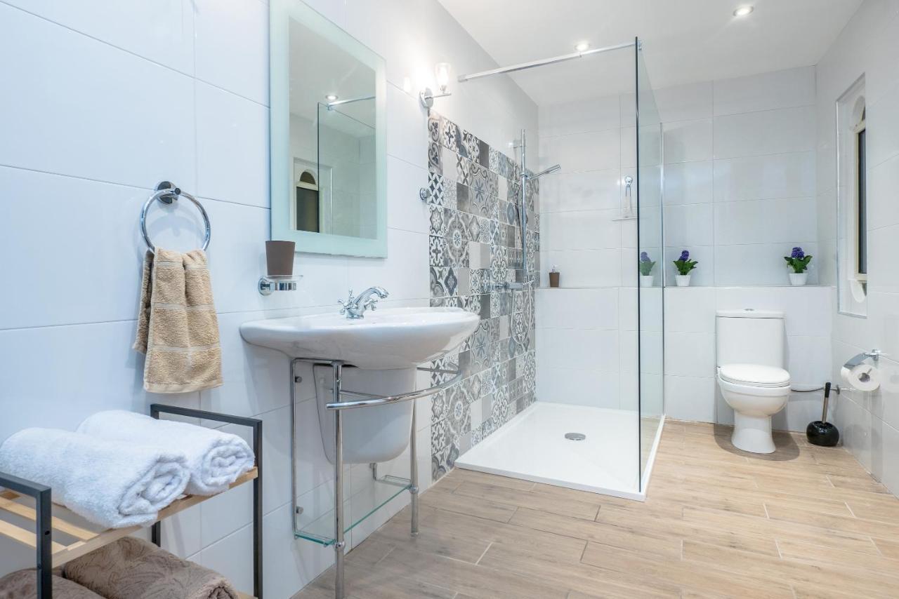 Valletta Main Street Apartment Deluxe Екстер'єр фото