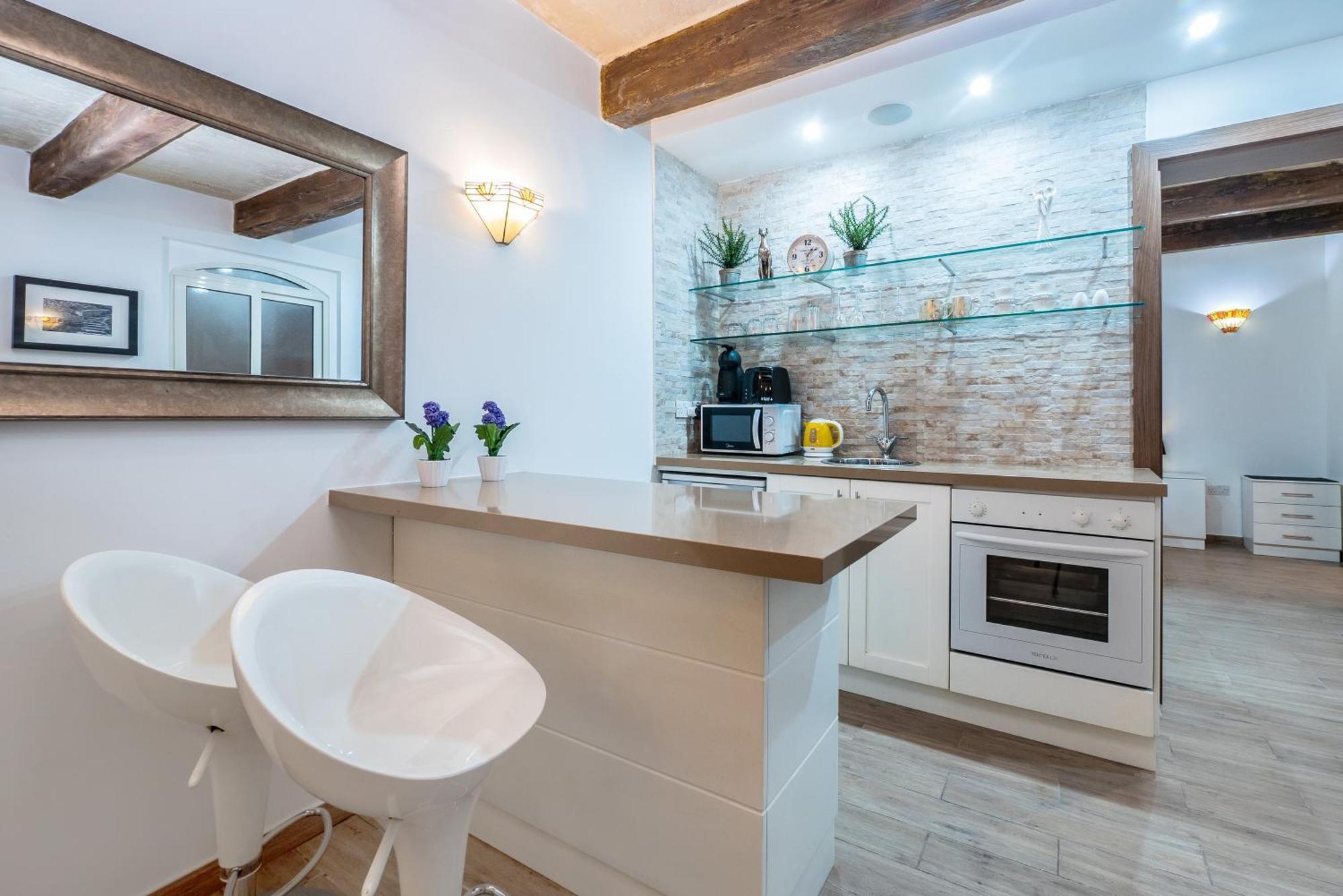 Valletta Main Street Apartment Deluxe Екстер'єр фото